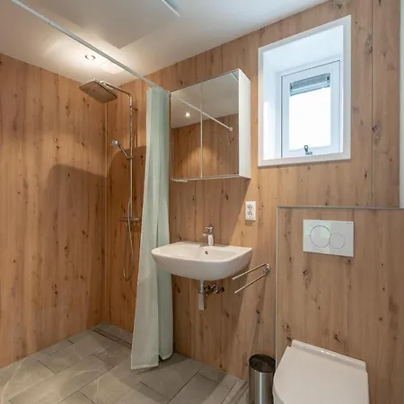With Fabulous Garden Holiday home *