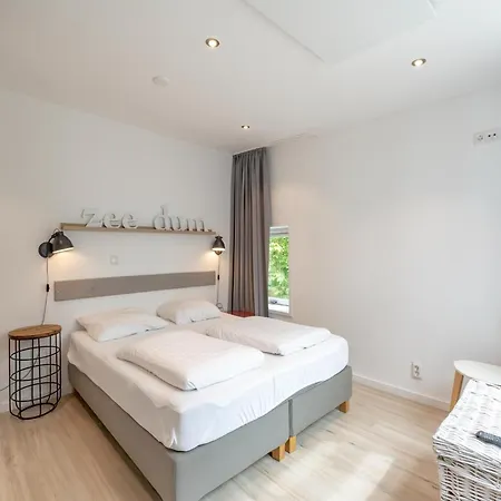 Holiday home With Fabulous Garden