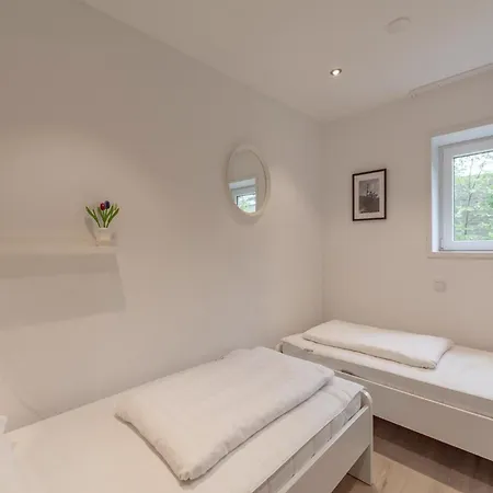 Holiday home With Fabulous Garden