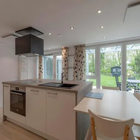 Sint Maartenszee Garden Bliss *